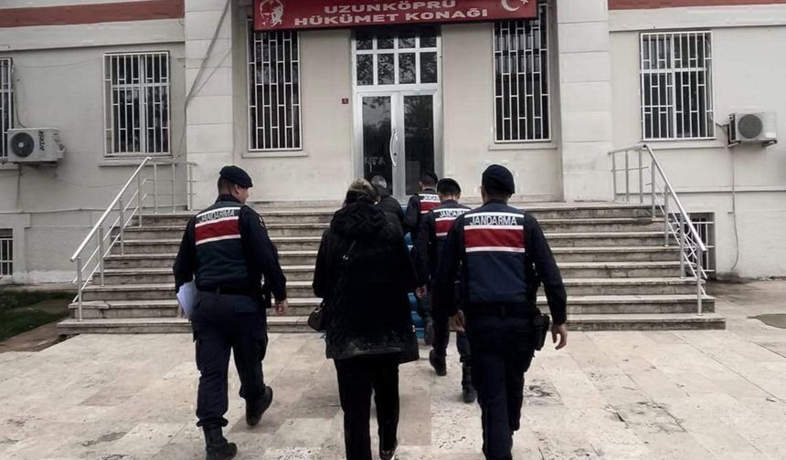 Yurt dışına kaçmak isterken yakalanan 3 FETÖ şüphelisi tutuklandı