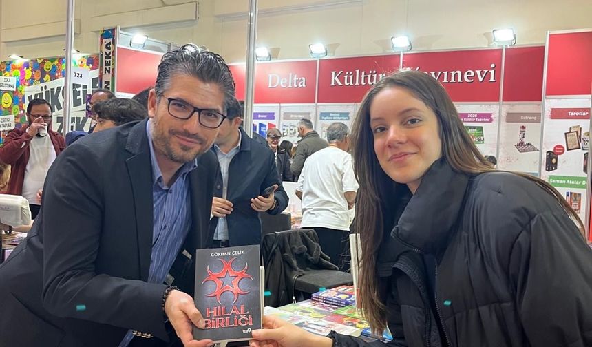 Gökhan Çelik’ten Yeni Roman Hilal Birliği Okurla Buluştu