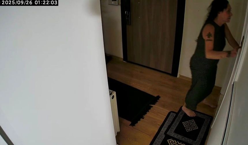 Şarkıcı Güllü’nün Kızı ve Arkadaşı Yurt Dışına Kaçacak