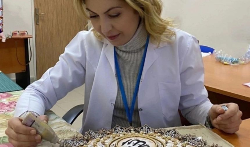 Üniversiteli Pınar, Kars'ı tanıtan rölyef sergisinin gelirini lösemili çocuklara bağışlayacak