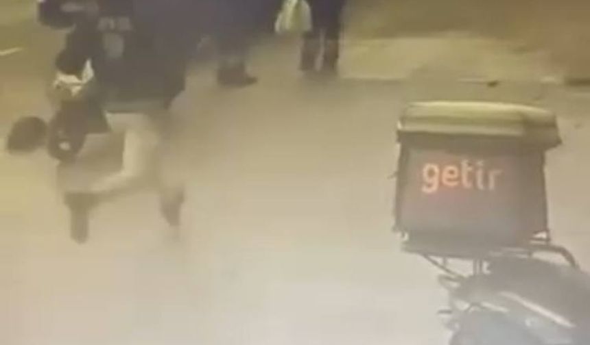 Bahçelievler'de polis, kaçan şüpheliyi motokuryenin arkasına binerek yakaladı