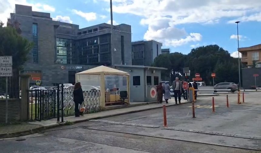 Kartal Bölge Adliye Mahkemesi'nde savcı hakimi silahla vurdu