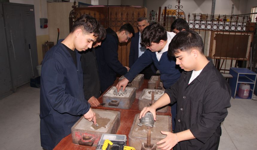 Samsun'da geçen yıl mesleki eğitim kurumlarında 295 milyon lira ciro elde edildi