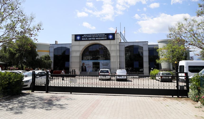 Savcı, huzurevinde 3 arkadaşını öldüren sanık için 3 kez ağırlaştırılmış müebbet istedi