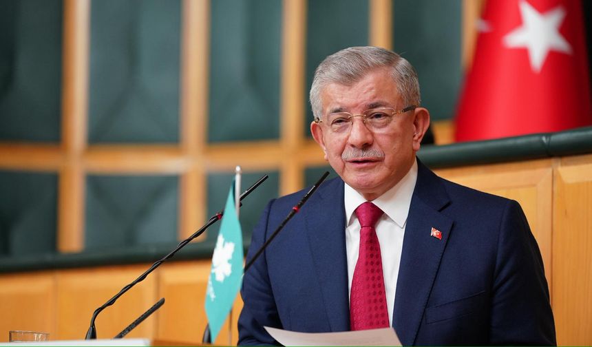 Davutoğlu: Yeni Yol Grubu'nu dağıtmak üzere yapacağınız her hamleyi başınızda kırarız