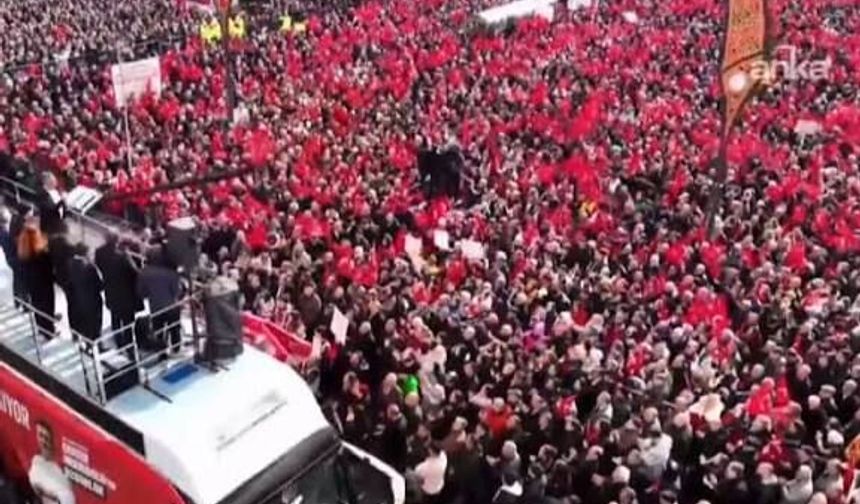 Özgür Özel: Sandık istiyoruz, erken seçim istiyoruz