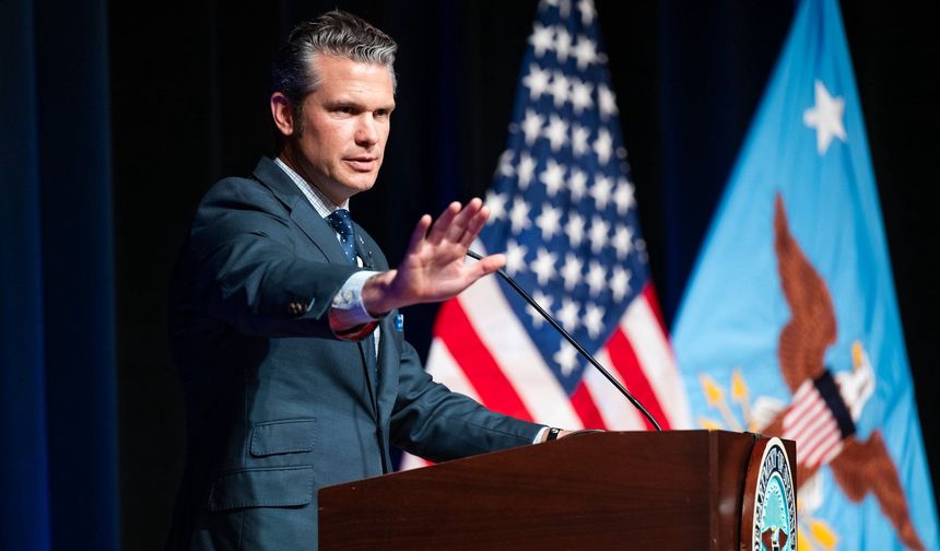 ABD Savunma Bakanı Hegseth: Bugün İran'a yönelik saldırıların en yoğun günü olacak