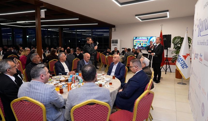 Sancaktepe'de protokol iftar sofrasında buluştu