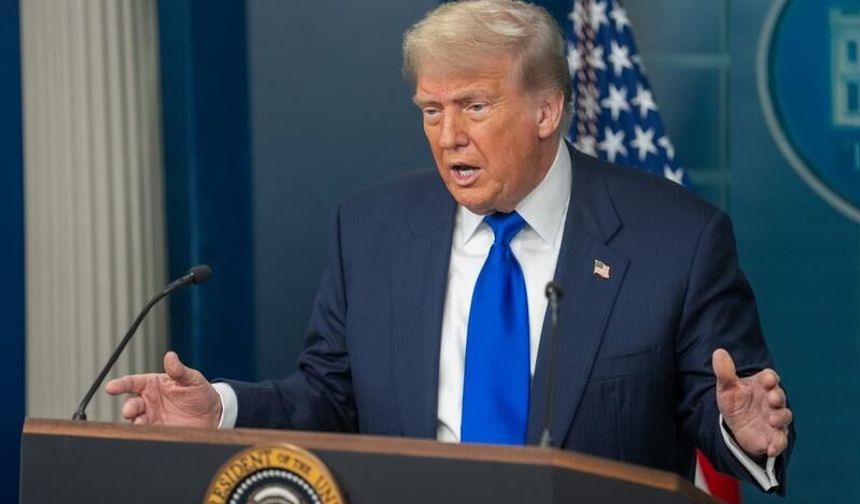 Trump: İran Hürmüz Boğazı'nı kapatırsa ABD 20 kat daha sert karşılık verecek
