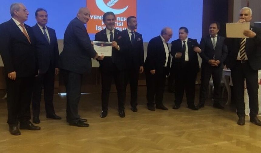 Yeniden Refah Şişli’ye İl Divanı’nda Başarı Belgesi Gururu