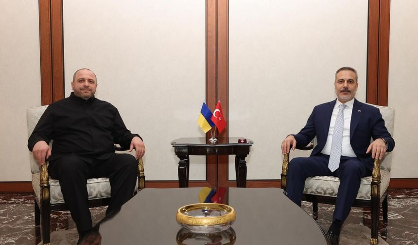 Bakan Fidan, Ukrayna Ulusal Güvenlik ve Savunma Konseyi Sekreteri Rustem Umerov ile görüştü