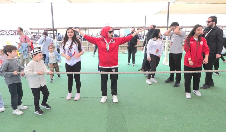Bakan Göktaş, Etnospor Kültür Festivali'ni ziyaret etti