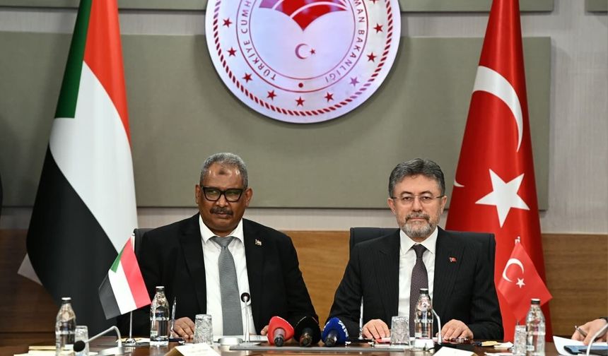 Bakan Yumaklı: Sudan ile ilişkilerimizi ilerletmeye büyük önem veriyoruz