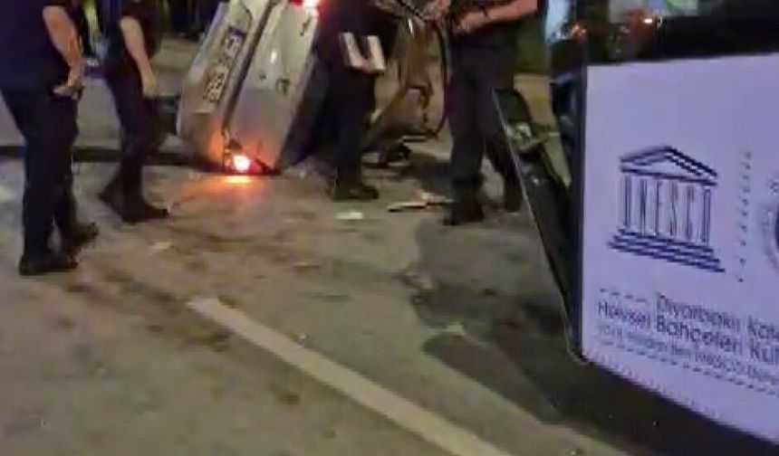 Diyarbakır'da belediye otobüsü ile otomobil çarpıştı: 2 ölü, 7 yaralı