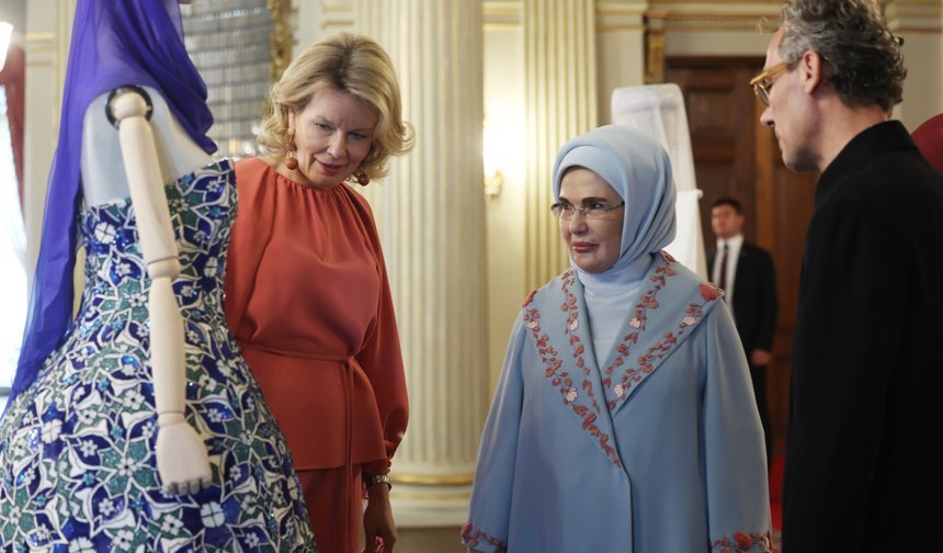 Emine Erdoğan, Belçika Kraliçesi Mathilde ile bir araya geldi