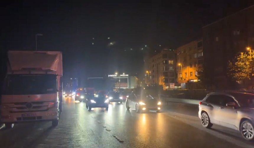 Sultangazi'de hafif ticari aracın çarptığı yaya hayatını kaybetti