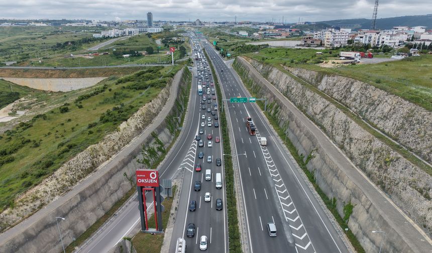 TEM'in Kocaeli geçişinde bayram yoğunluğu (2)